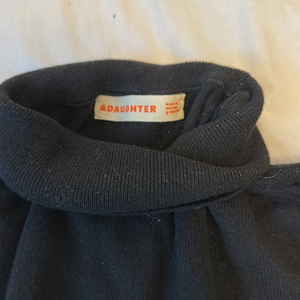&Daughter Cashmere turtleneck small - Picture 2 of 3